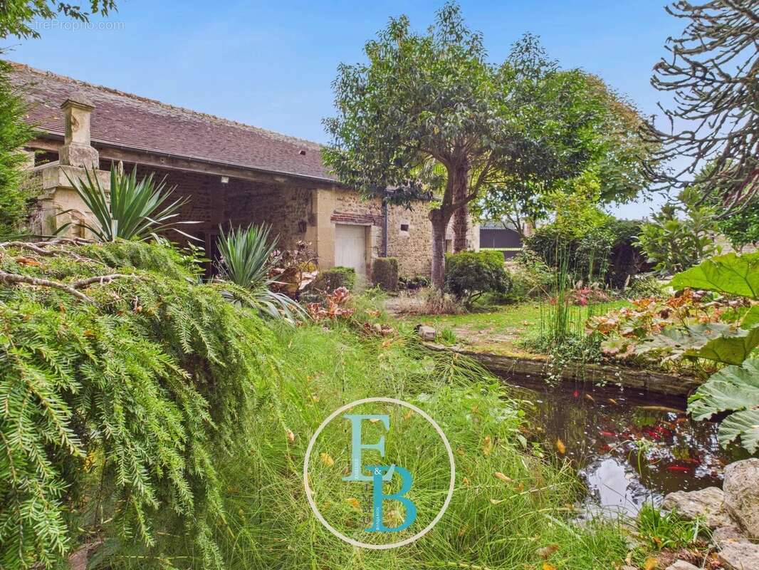 Maison à BRETTEVILLE-SUR-LAIZE