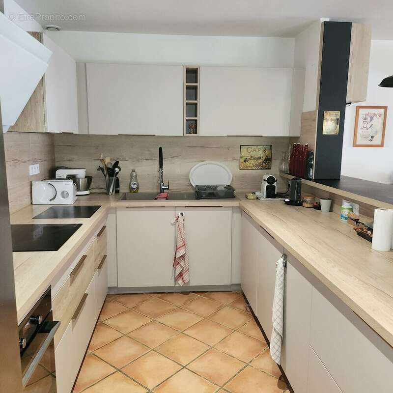 Maison à LEZAN