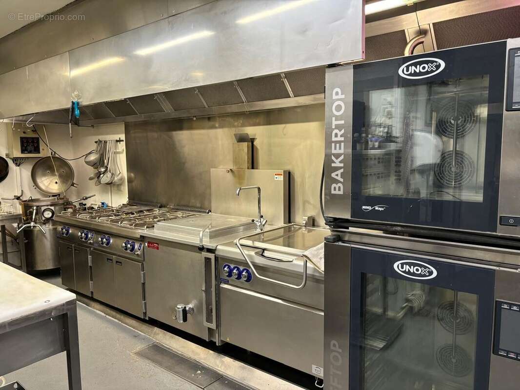 Commerce à MAZERES-SUR-SALAT