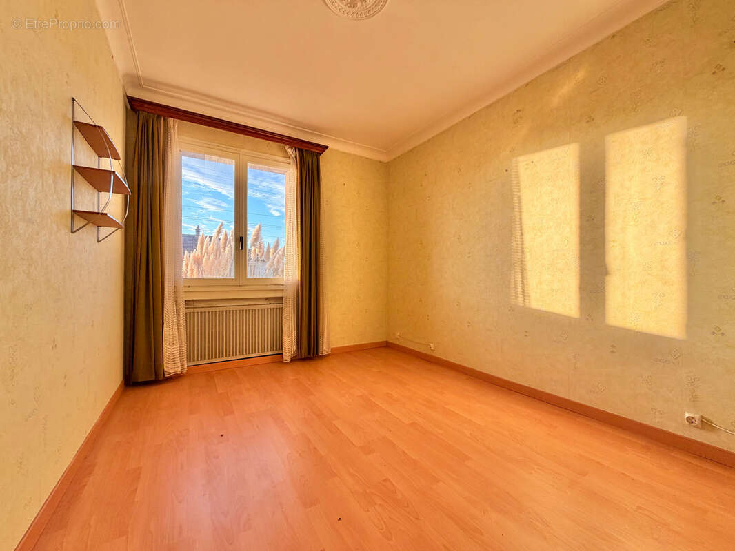 Maison à COLOMBELLES