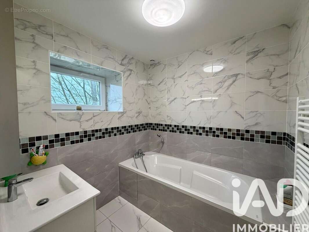 Photo 7 - Maison à NANTEUIL-LES-MEAUX