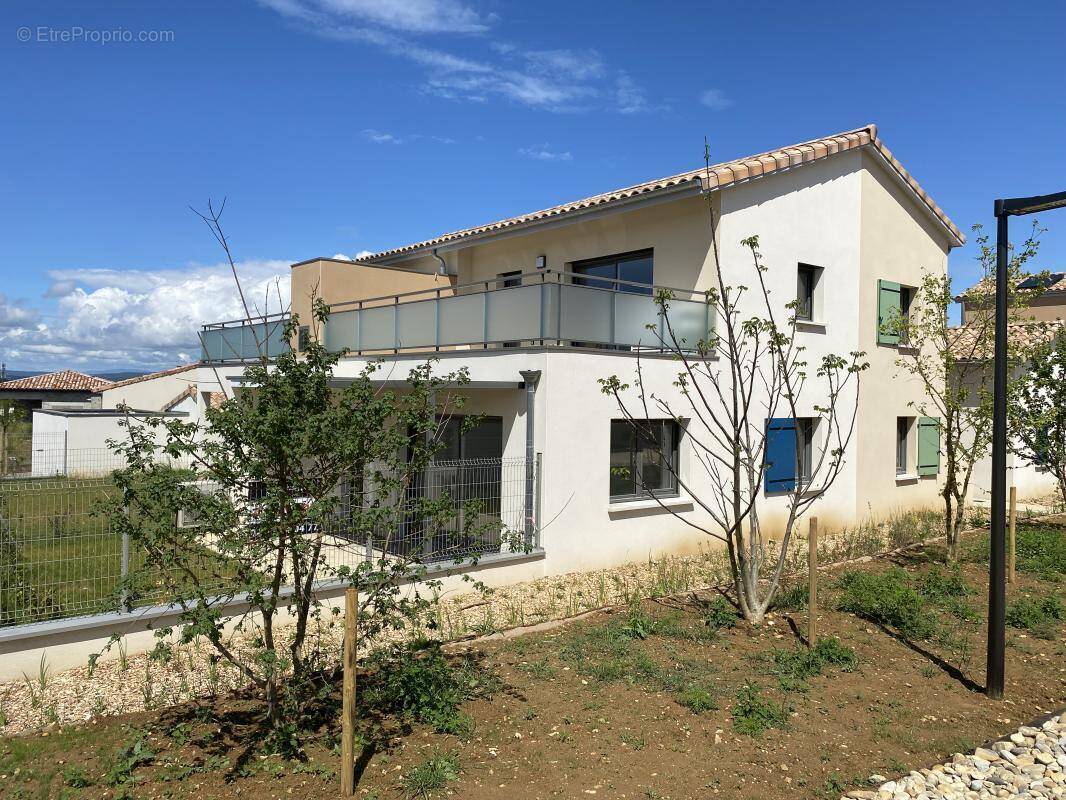 Appartement à ALLAN