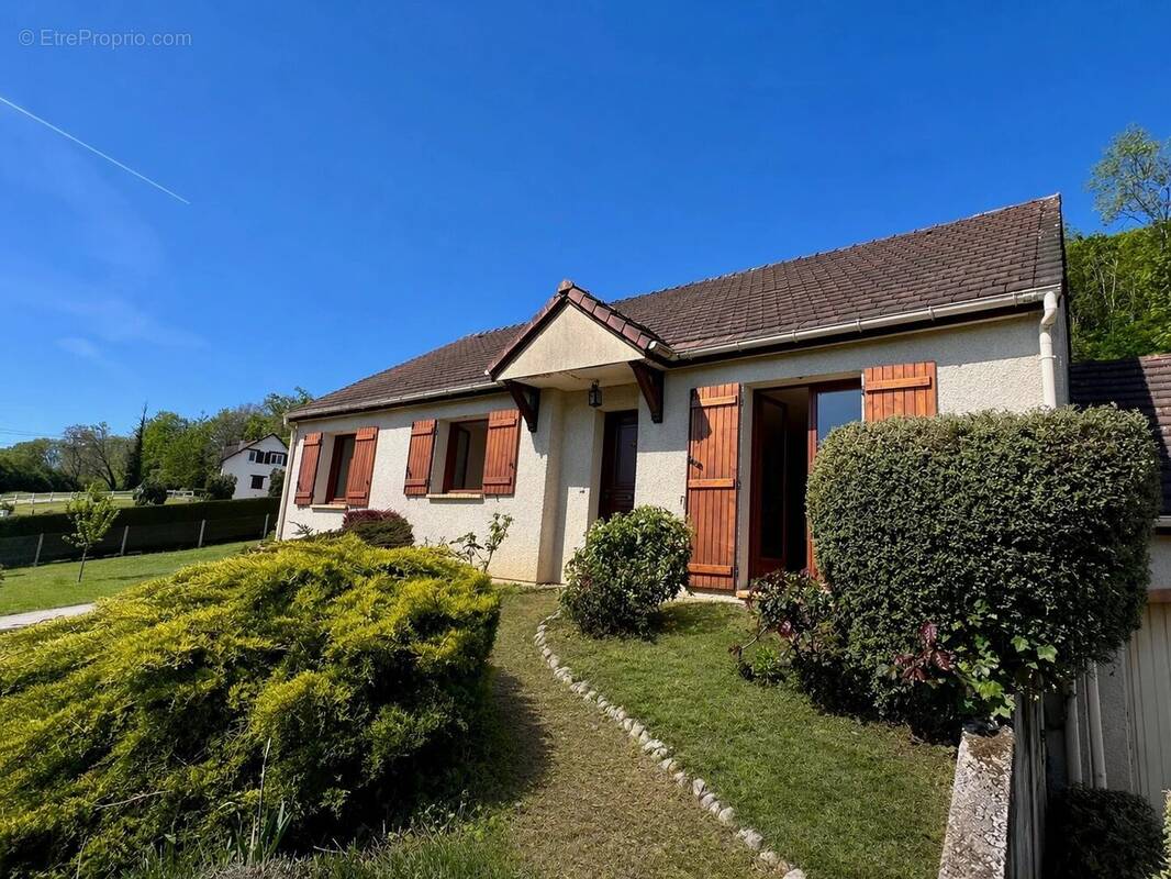 Maison à EZY-SUR-EURE