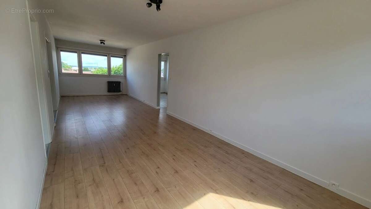 Appartement à SELONCOURT