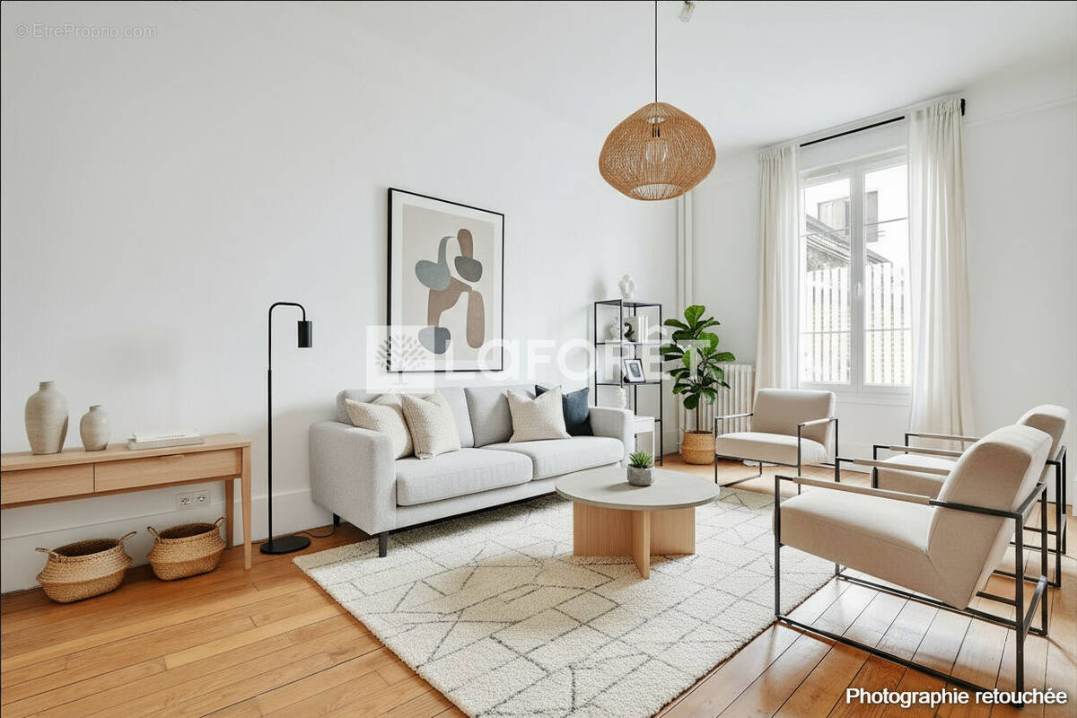 Appartement à PARIS-15E