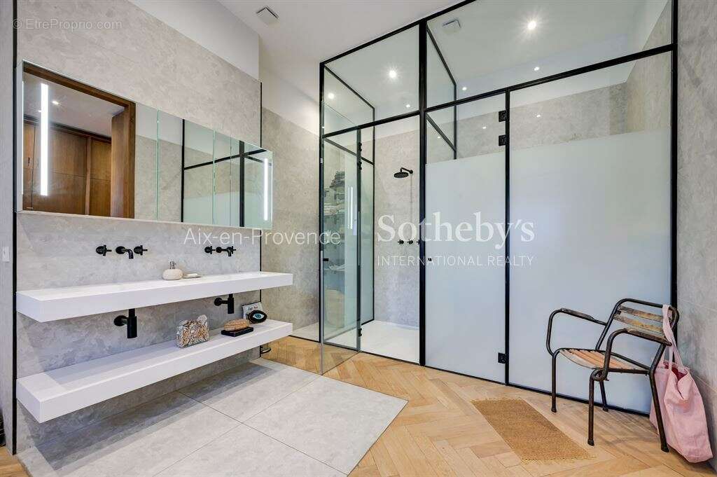 Maison à AIX-EN-PROVENCE