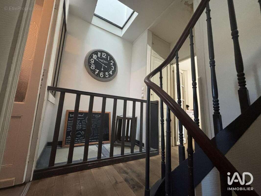 Photo 7 - Commerce à CREON