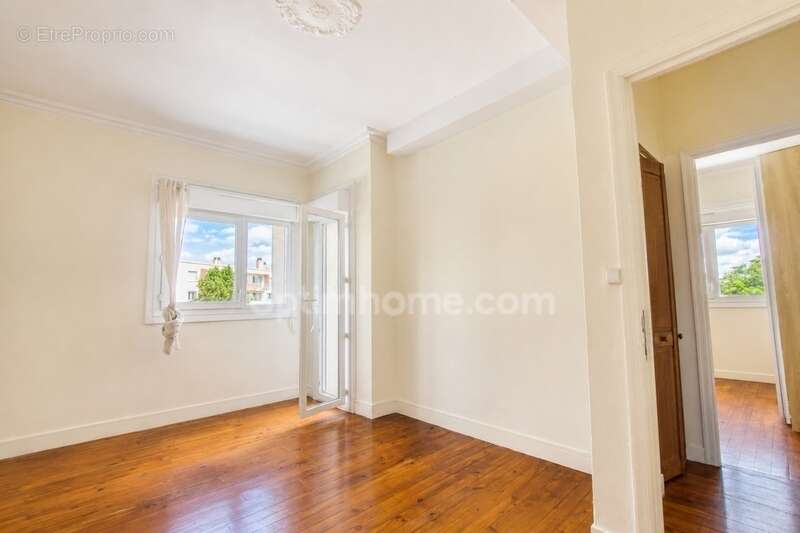 Secteur jardin de l’observatoire / hauts de jolimont – appartement familial t4 de 83 m² – 3 chambres – 2 balcons – parking priva - photo 16