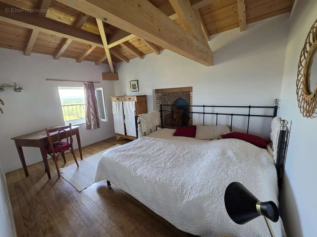 Maison à PRAYSSAS