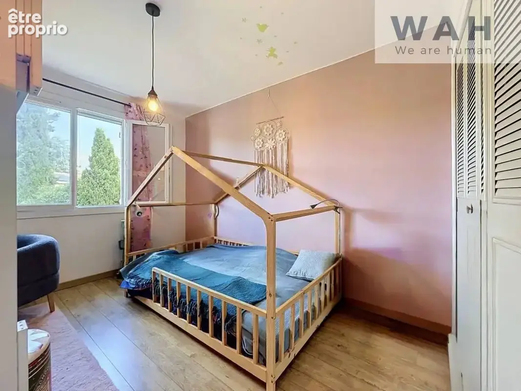 Maison 8 pièces de 219 m2 avec piscine, garage et logement i - photo 6
