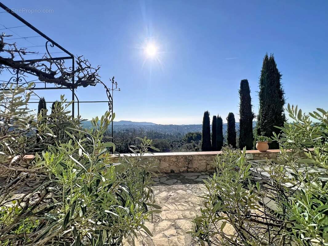 Maison 162 m² à Mougins  - photo 14