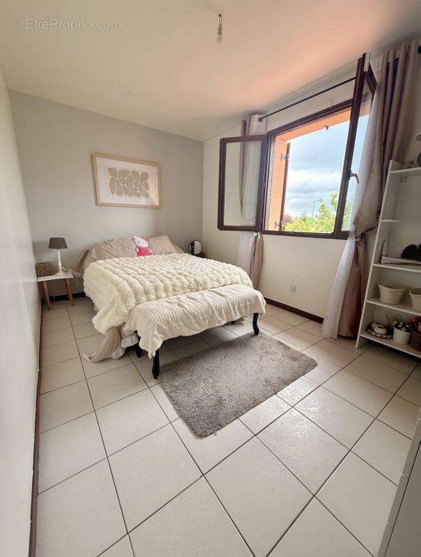 Maison 159 m² à Saint-Lys  - photo 4