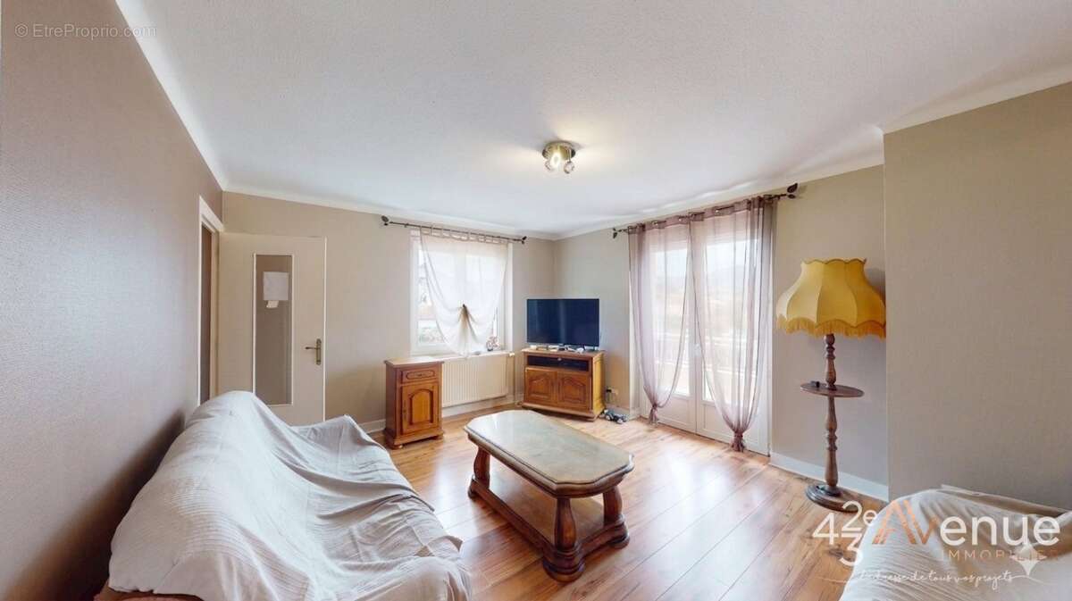 Maison à AUREC-SUR-LOIRE