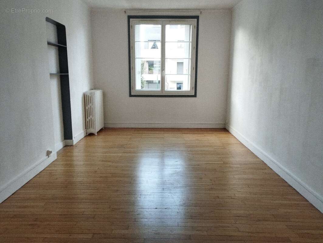 Maison à SAINT-CYR-SUR-LOIRE