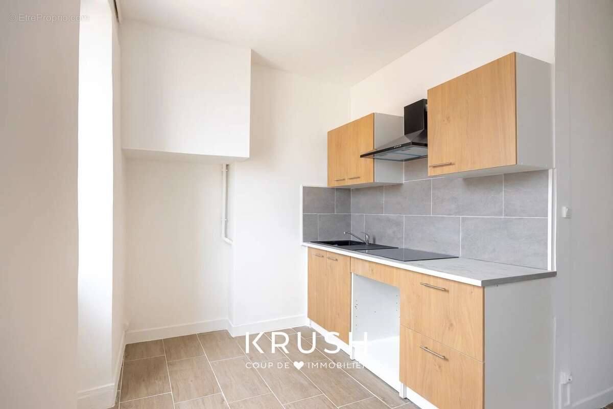 Appartement à MARSEILLE-7E