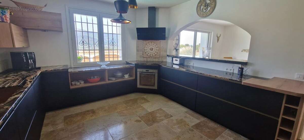 Maison à PEYMEINADE