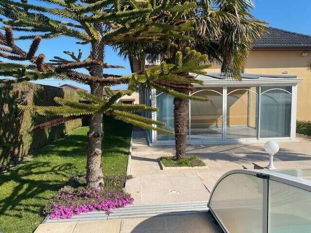 Maison à MONTREVEL-EN-BRESSE