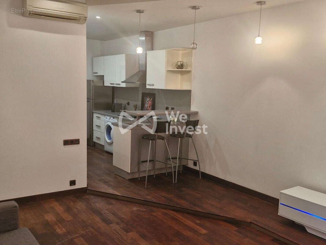 Appartement à MARSEILLE-4E