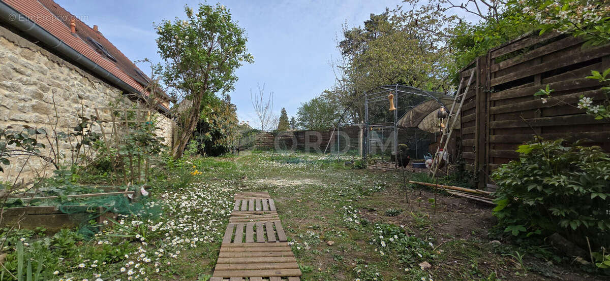 Maison à LA CHARITE-SUR-LOIRE