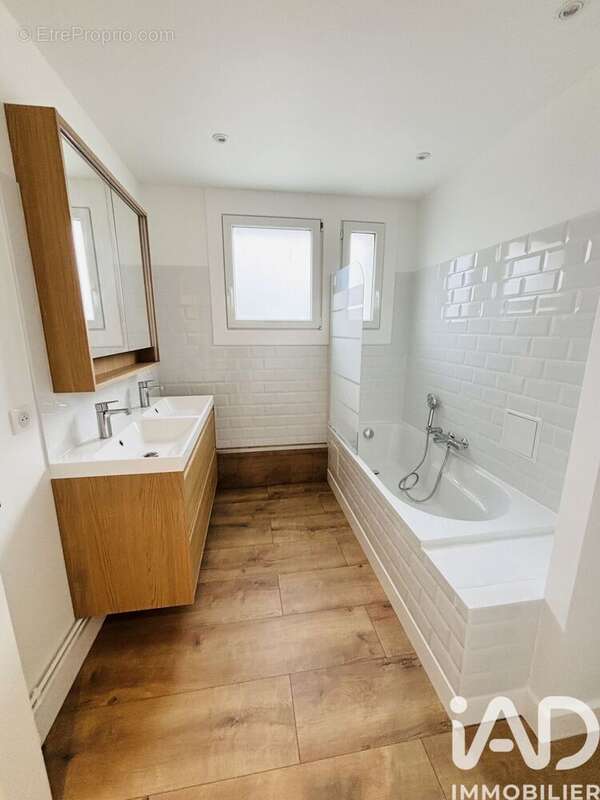 Photo 6 - Appartement à COMPIEGNE