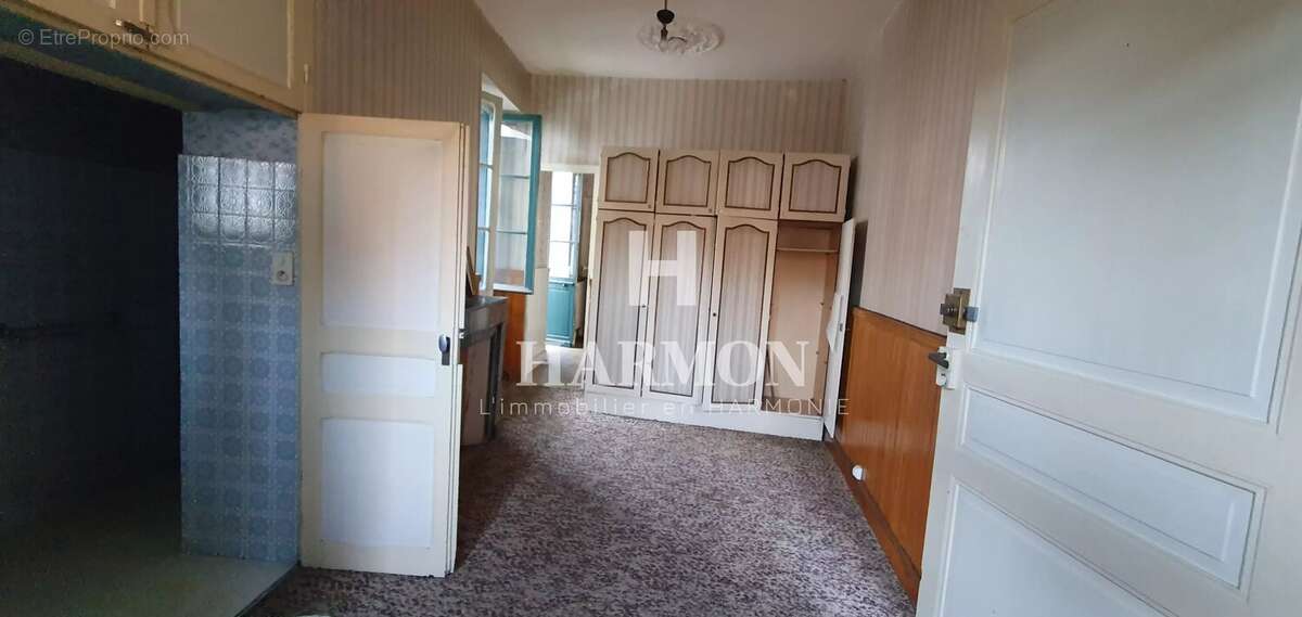Harmon a vendre : immeuble a renover - photo 3