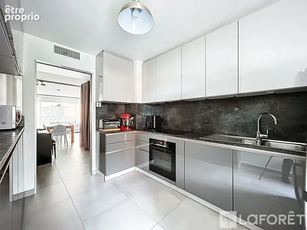Magnifique appartement de 3 pièces - 72m² - cave - A deux pas des plages de Carnoles - RCM - photo 11