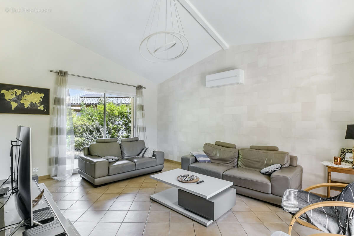 Maison à CASTANET-TOLOSAN