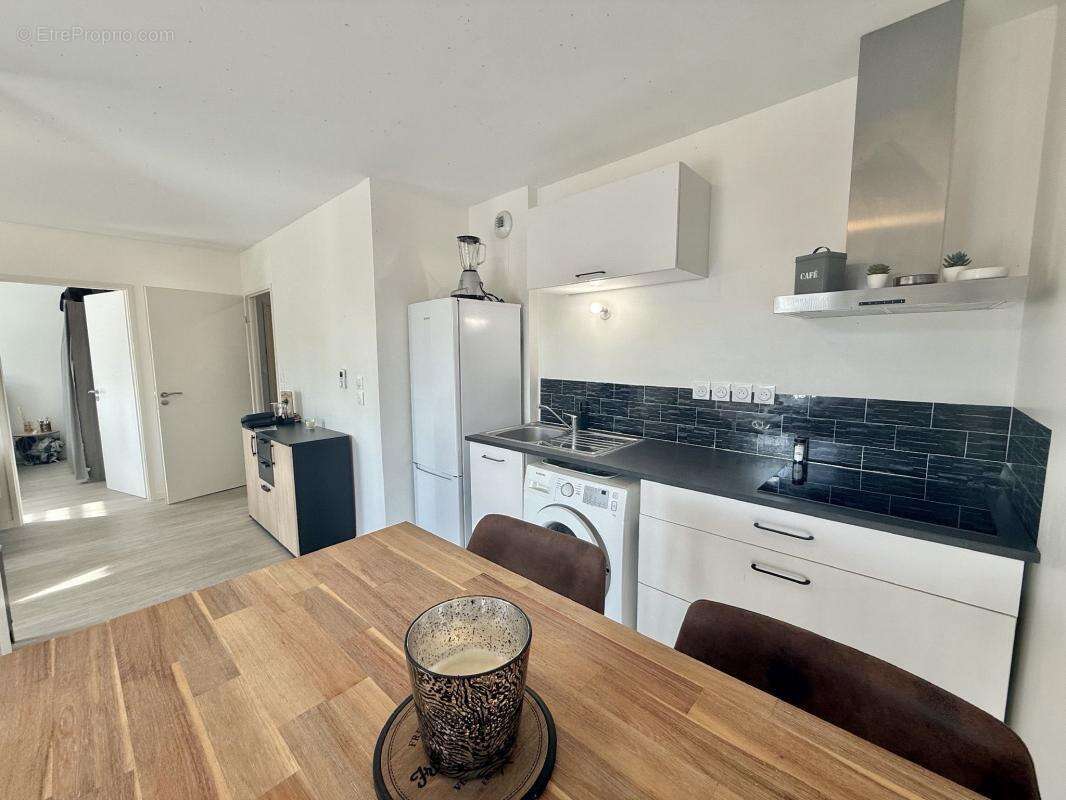 Appartement à CHENOVE