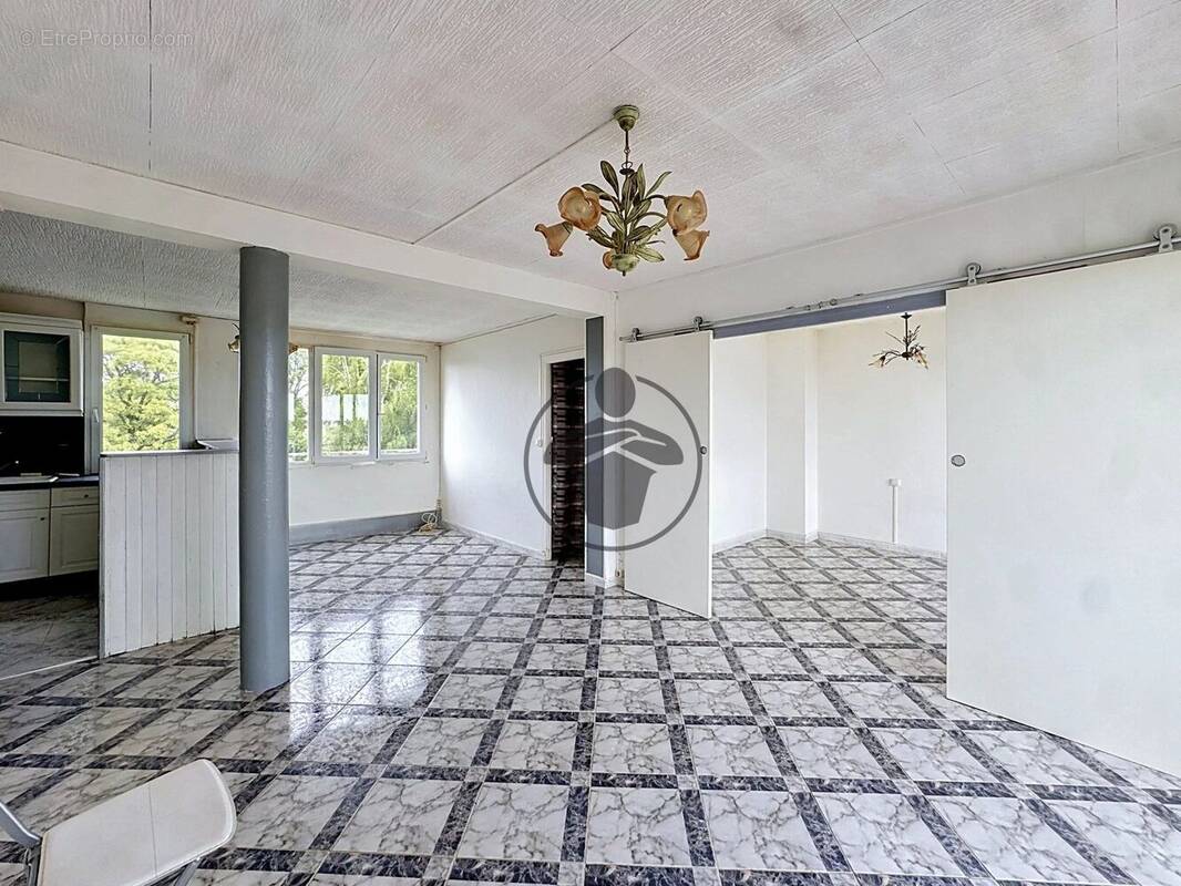 Appartement à SAINT-QUENTIN