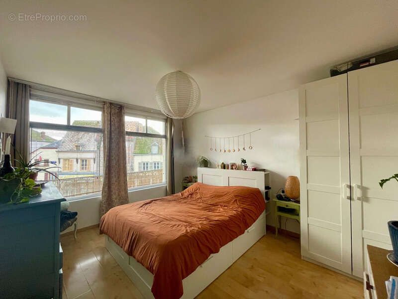 Appartement à ILLIERS-COMBRAY