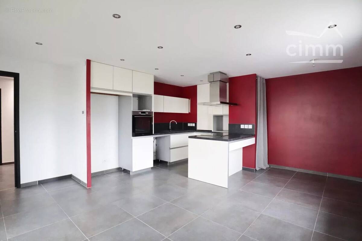 Appartement à SAINT-MARTIN-LE-VINOUX