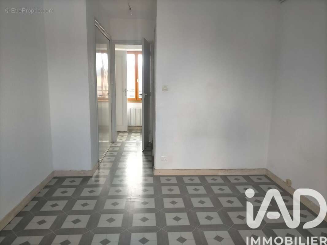 Photo 8 - Appartement à SAINT-BONNET-LE-CHATEAU