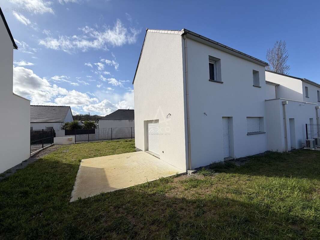 Maison à GRANDCHAMPS-DES-FONTAINES