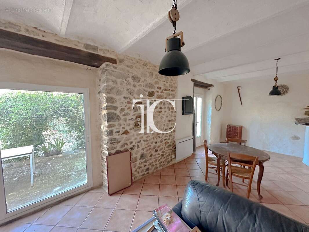 Maison à SAINT-AMBROIX