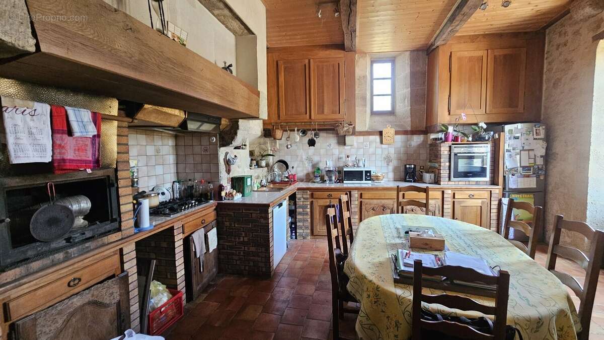 Maison à SAINT-ANDRE-DE-CUBZAC