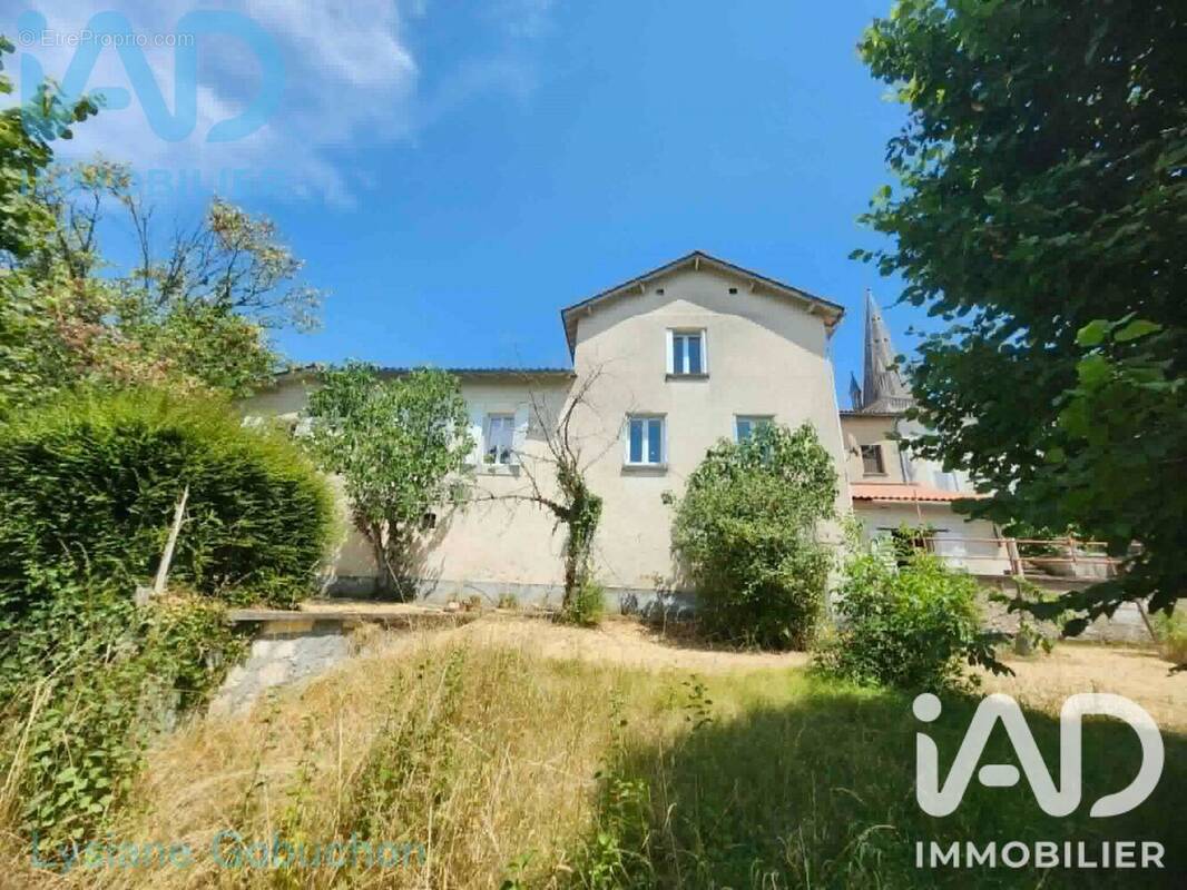 Photo 1 - Maison à VILLETOUREIX