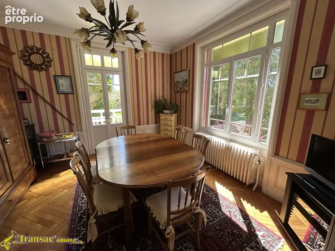 Propriété 6 pièces 150m2 avec terrain arboré et garage - photo 6