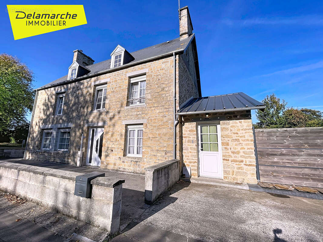 Maison à LA HAYE-PESNEL