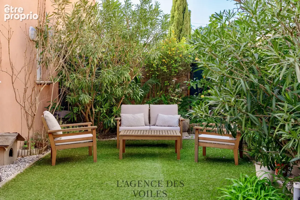 Rez de jardin T2 avec garage - Sanary sur Mer - photo 6