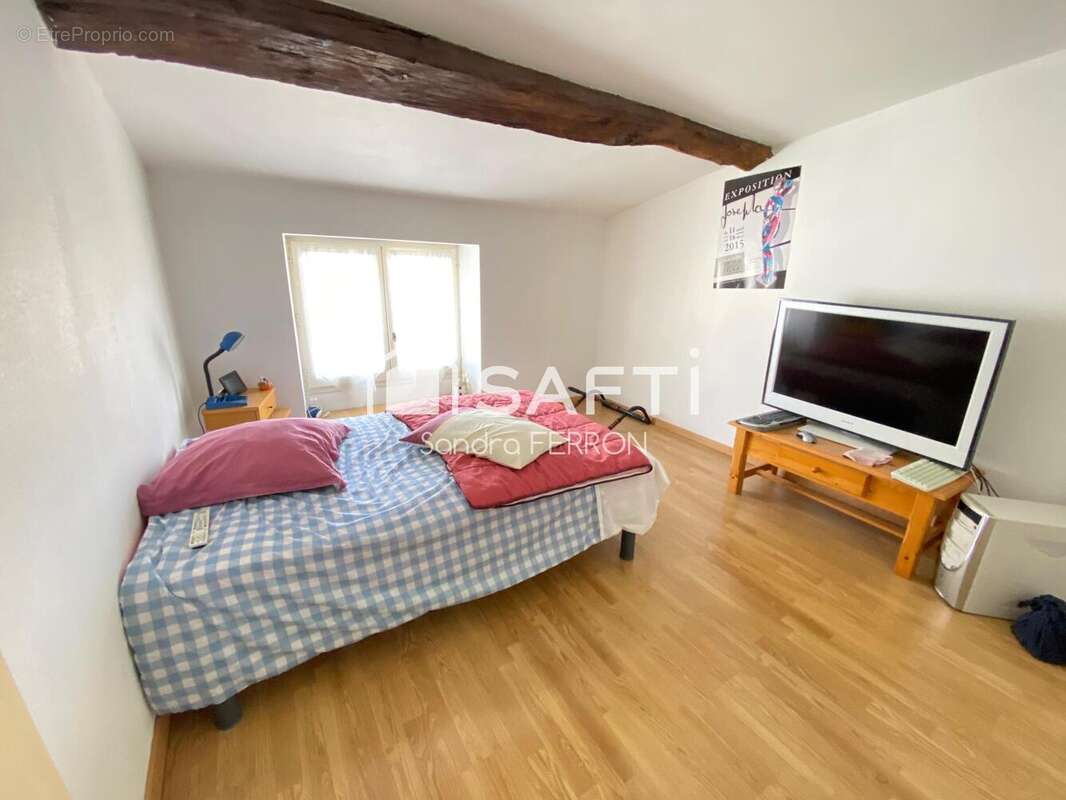 Commerce 285 m² à Saint-Jean-D'angely  - photo 9