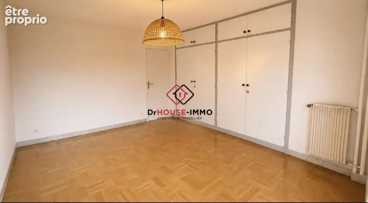 Appartement 67 m² à Toulon  - photo 7