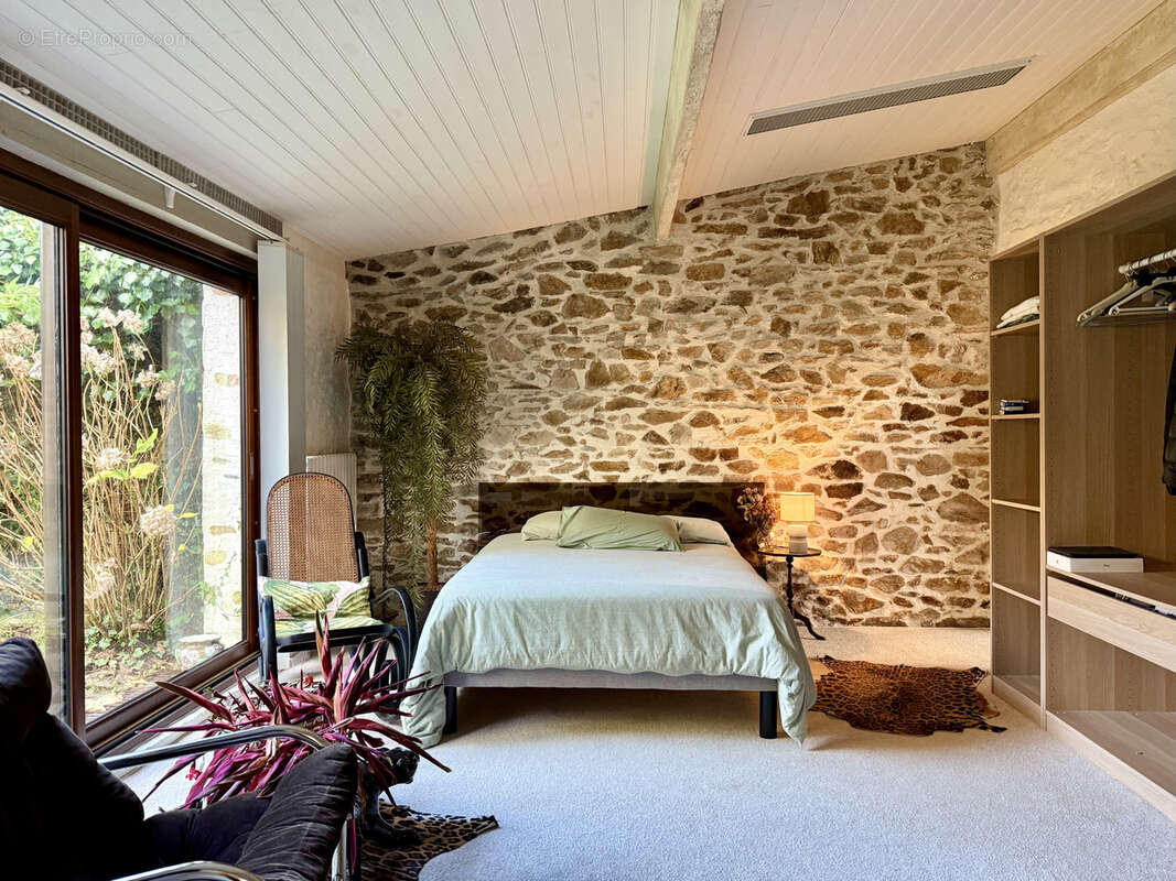 Maison à BOUGUENAIS