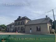 Maison à SAINT-PIERRE-DE-MAILLOC