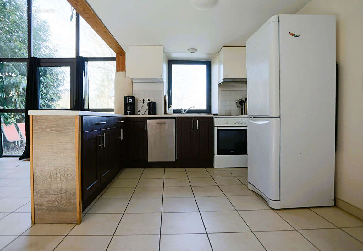 Propriété à Pouzol  composé d'une maison de 205m² et un gite de 92m² - photo 18