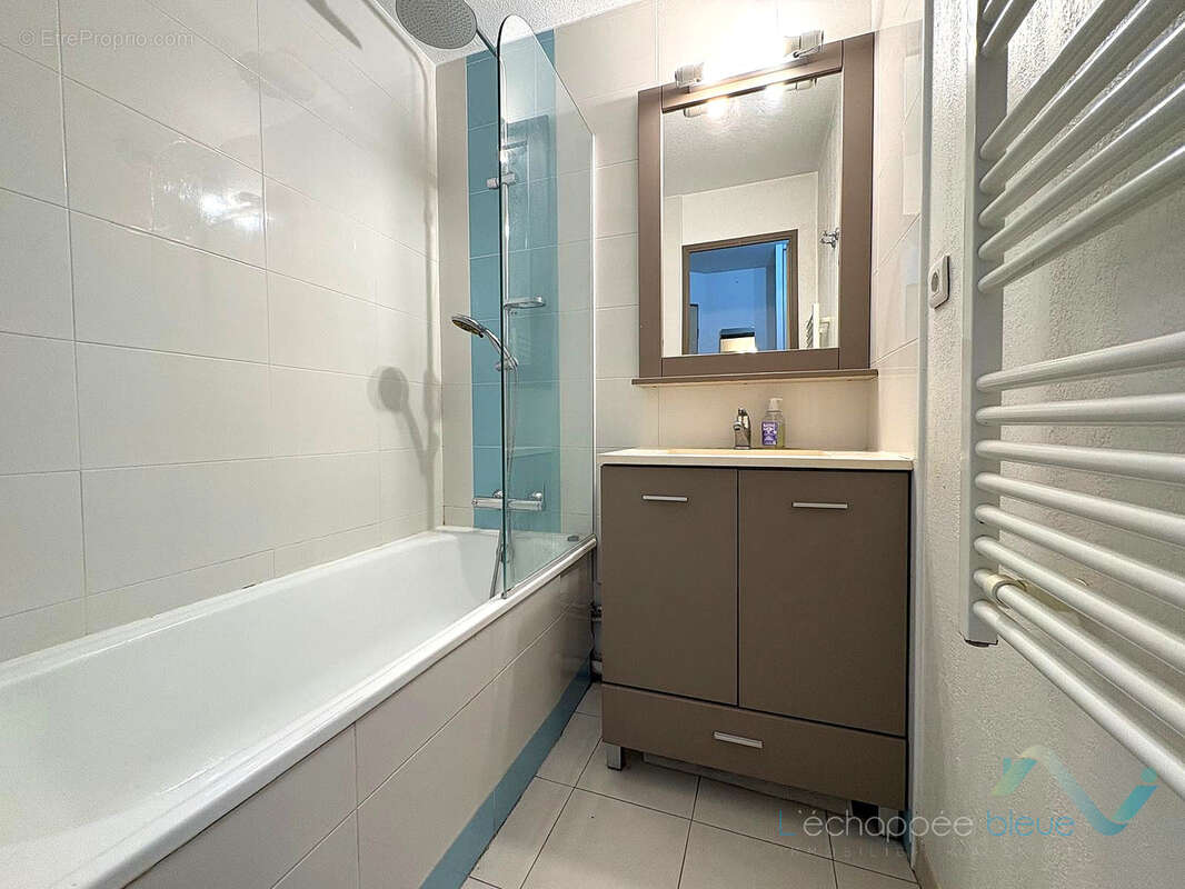 Appartement à GASSIN