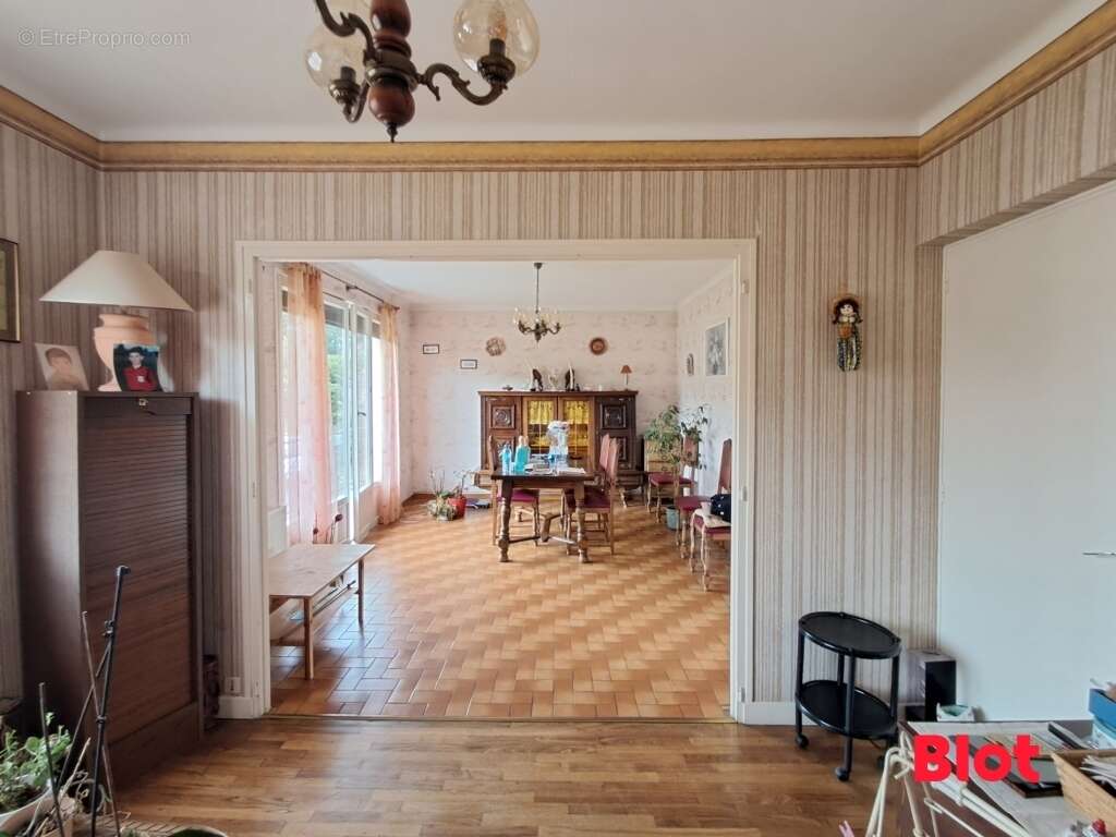 Maison à SAINT-PIERRE-DE-PLESGUEN