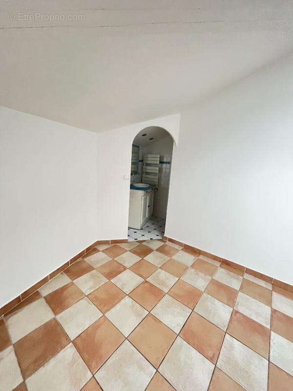 Appartement à VILLECROZE