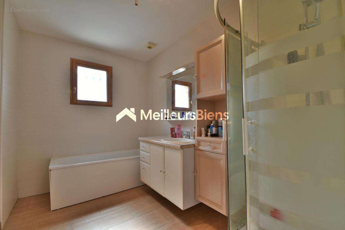 Maison à LUSIGNY-SUR-BARSE