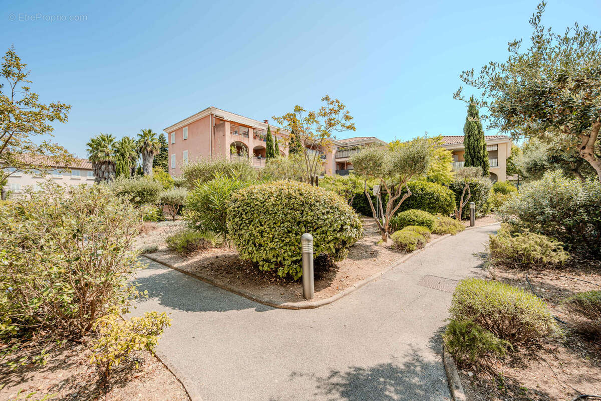 Appartement à HYERES