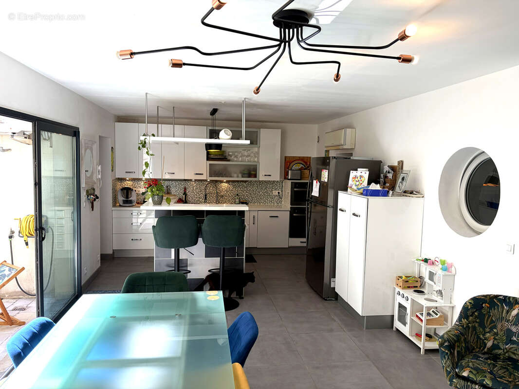 Dans un ancien relais postal, atypique Maison indépendante en 2ème ligne + Appartement T3 - photo 11